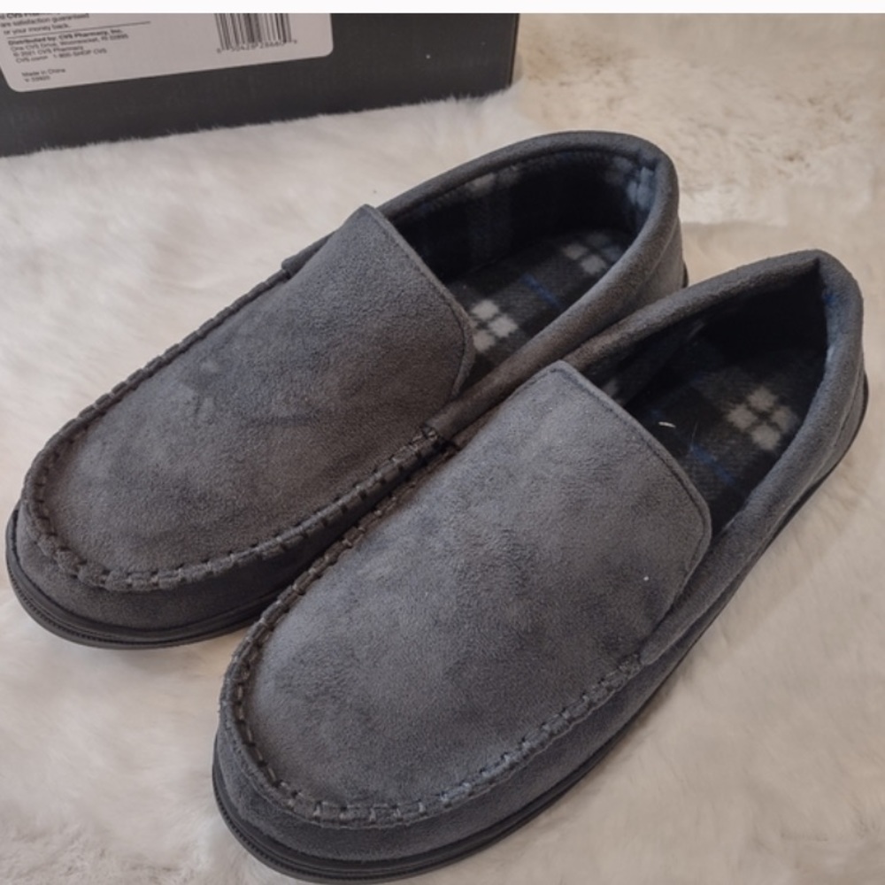 NWT Memory Foam Slippers men from Wayland Square Sz Small. Have 3 gray pairs